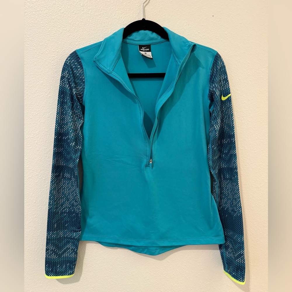 Nike microfleece lined quarter zip pullover